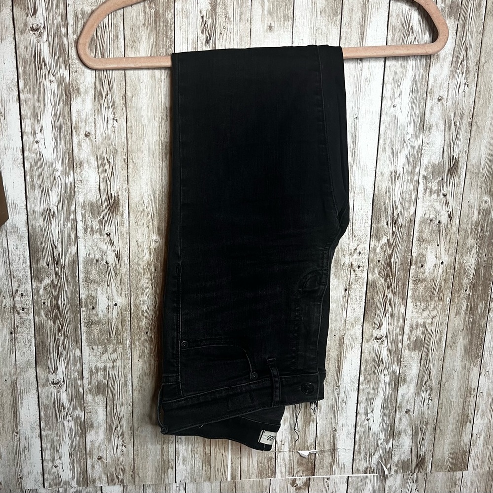 Madewell‎ Distressed Black Denim Jeans